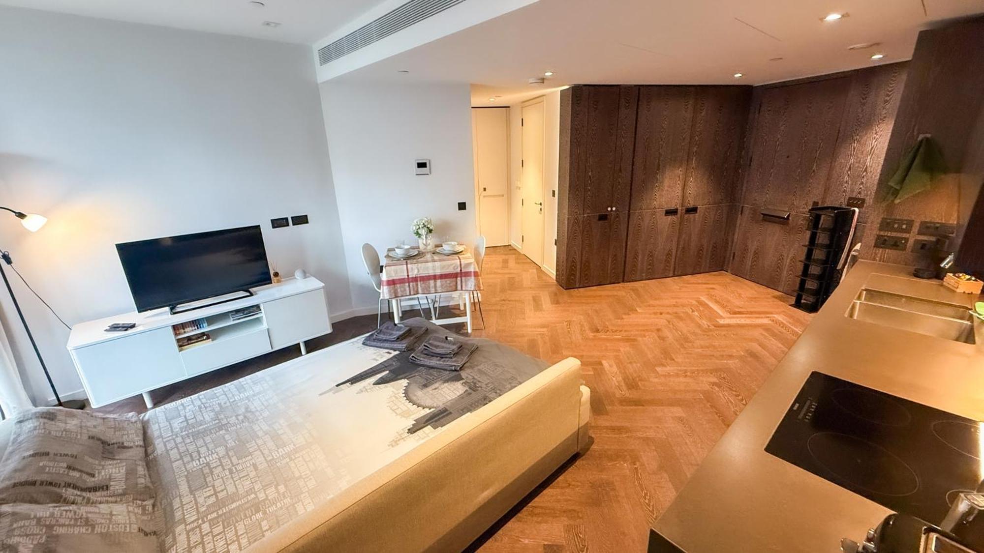 Luxury Apartment Steps From Battersea Power St And Close To Victoria & Chelsea London Exterior foto